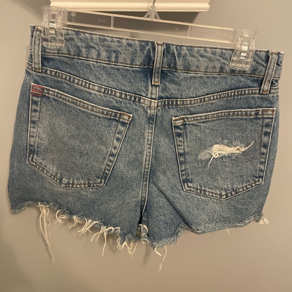 Urban outfitters jean shorts - Picture 2 of 3
